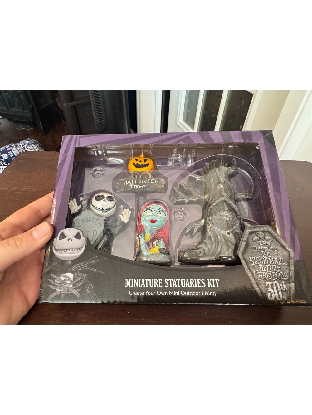 Disney The Nightmare Before Christmas 30th Anniversary Mini Statuaries Kit